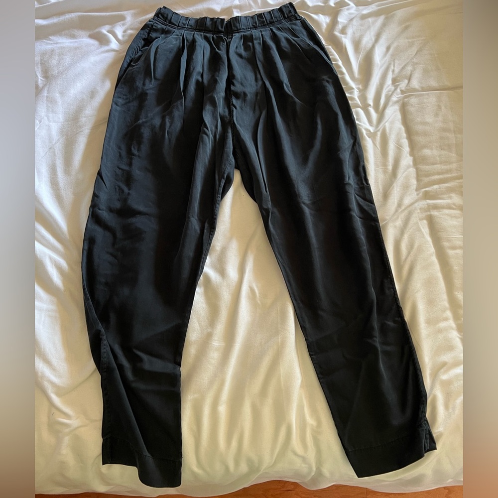 Lululemon Black Relaxed Pants Size 4